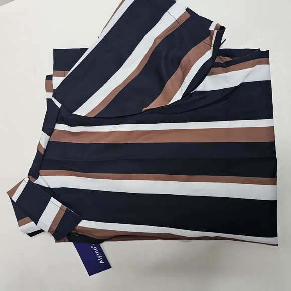 Men's Striped Casual Button Down Shirt - Navy, Brown, and White - Picture 5 of 7